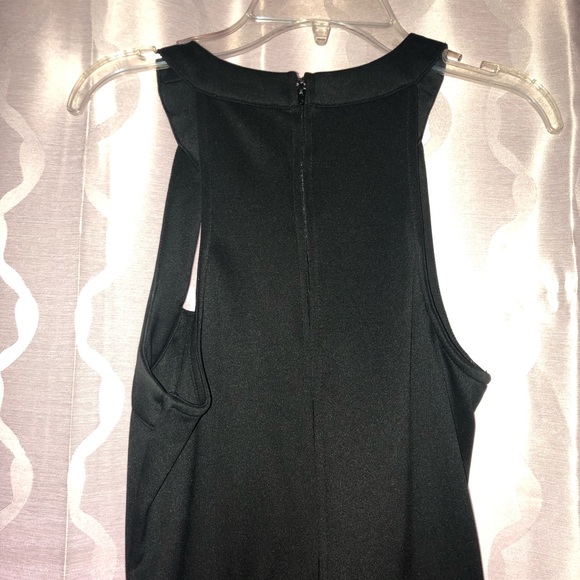 Black Dress - Picture 4 of 4